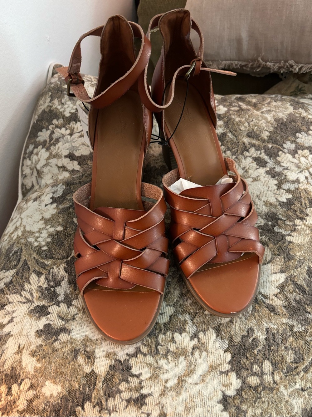 Universal Thread Woven Brown Ankle-Strap Heeled Sandals